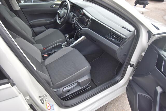 Volkswagen POLO 1.0 TSI Life , CLIMATRONIC , VIRTUAL COCKPIT , LMV15 , CR CONTR , NAVI ,