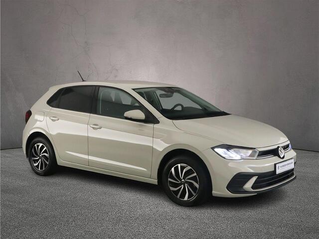 Volkswagen POLO Life Edition 1.0 TSI 95pk DSG Automaat Adaptive cruise control, Achteruitrijcamera, LED koplampen, Parkeersensor achter, App connect, DAB, Radio, Airco, Bluetooth