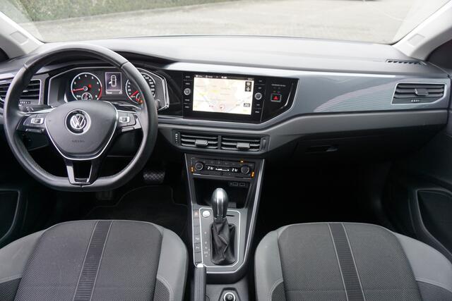 Volkswagen POLO 1.0 TSI Highline AUTOMAAT - Climate / Navi / Cruise / Camera / Stoelverw. / Lm velgen