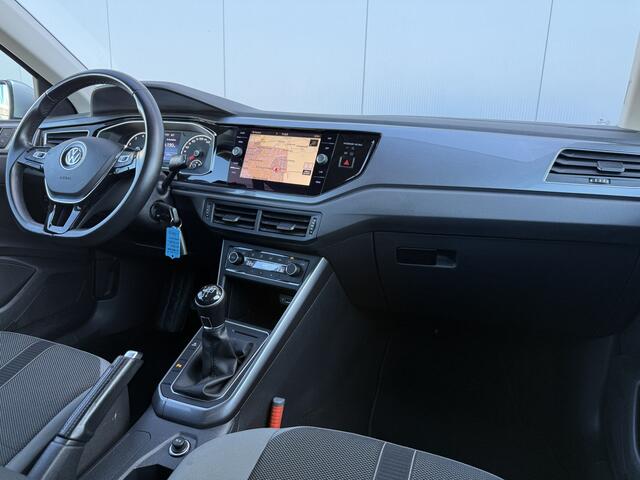 Volkswagen POLO 1.0 TSI Highline R-Line/Carplay/LED/17inch.