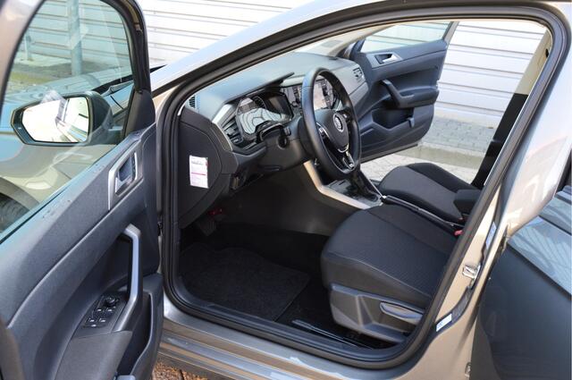 Volkswagen POLO 1.0 TSI Comfortline Business O.a: Clima, Navi, ACC, PDC, Carplay, Rijklaar, Etc. All-in prijs!