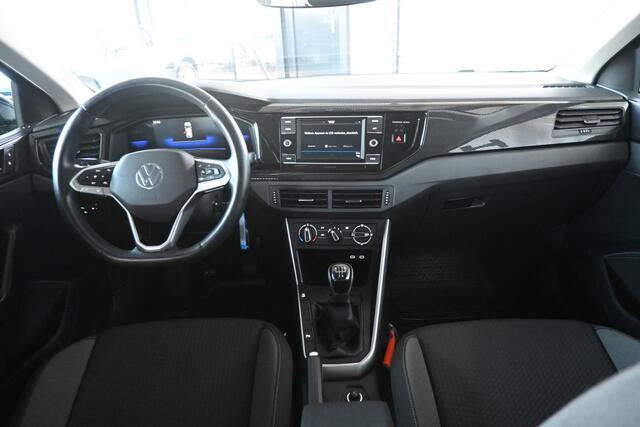 Volkswagen POLO 1.0 TSI Life Facelift! Airco Apple CarPlay Virtual Cruise Control 1e Eigenaar! Inruil Mogelijk!