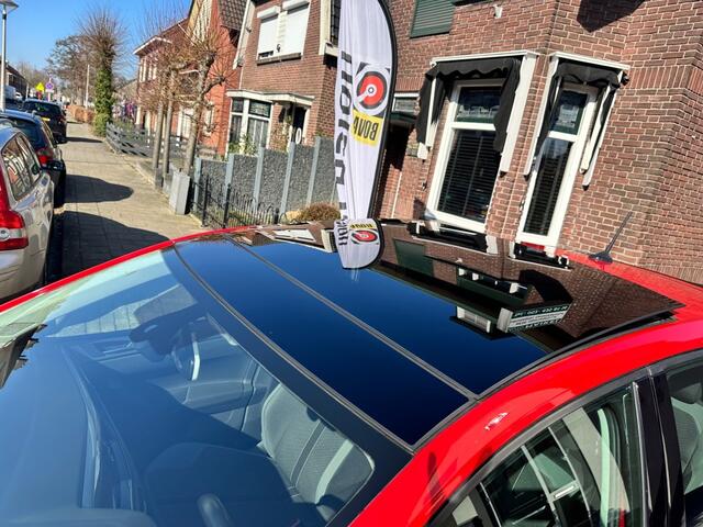 Volkswagen POLO 1.0 TSI HIGHLINE R-Line uitgevoerd