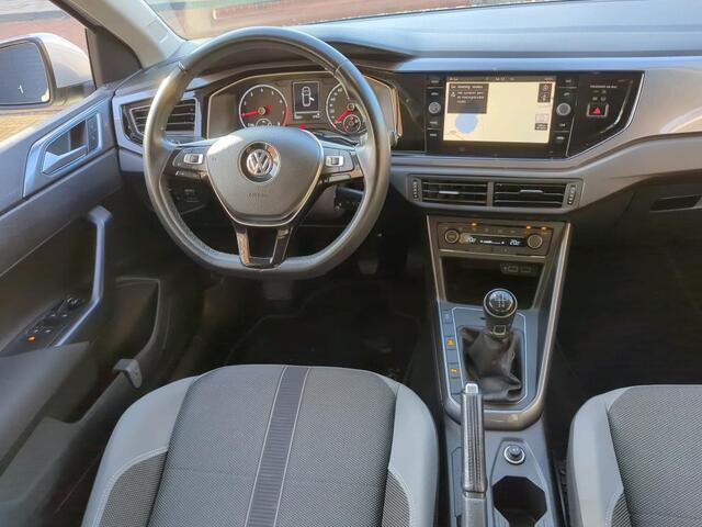 Volkswagen POLO 1.0 TSI 95pk Highline Navigatie Trekhaak