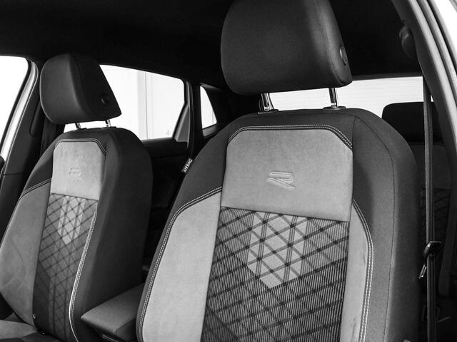 Volkswagen POLO 1.0 TSI 110pk DSG R-Line · Matrix LED · ACC · Apple/Android Car Play · Sportstoelen · 17"Velgen · Active Info Display ·