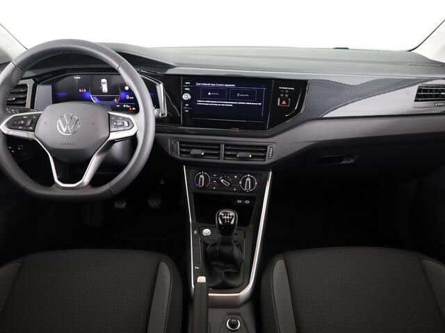 Volkswagen POLO GP Life Edition 1.0 95 pk 5 versn. Hand | 15" LM | Stoelverwarming | Camera |