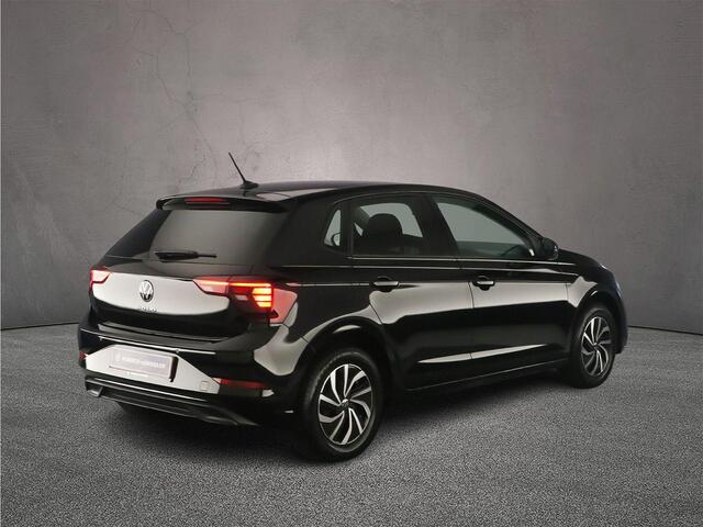 Volkswagen POLO Life Edition 1.0 TSI 95pk Adaptive cruise control, Achteruitrijcamera, LED koplampen, App connect, DAB, Radio, Airco, Bluetooth, Parkeersensor achter