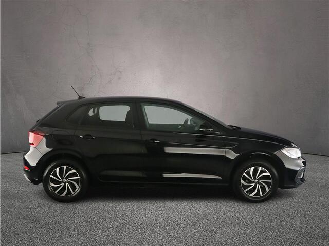 Volkswagen POLO Life Edition 1.0 TSI 95pk Adaptive cruise control, Achteruitrijcamera, LED koplampen, App connect, DAB, Radio, Airco, Bluetooth, Parkeersensor achter