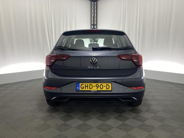 Volkswagen POLO 1.0 TSI Life Automaat | Apple CarPlay | Voorstoelen Verwarmd | Climate Control | Achteruitrijcamera |