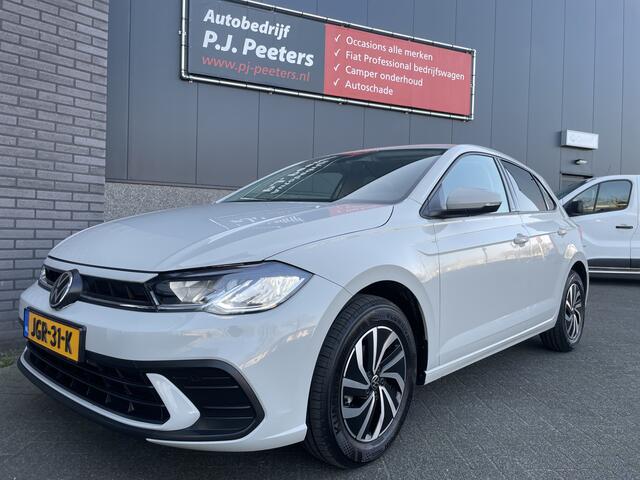 Volkswagen POLO 1.0 TSI Life Edition Achteruitrijcamera - Parkeersensoren - Apple carplay - Airco - Cruise control - Led verlichting - Licht metalen velgen 15 inch - Radio - Rijstrooksensor - Start/stop systeem - Stuur multifunc