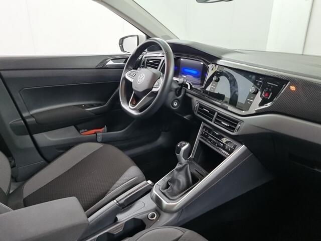 Volkswagen POLO 1.0 TSI 95pk H5 Life Business Climate control Stoelverwarming Navigatie