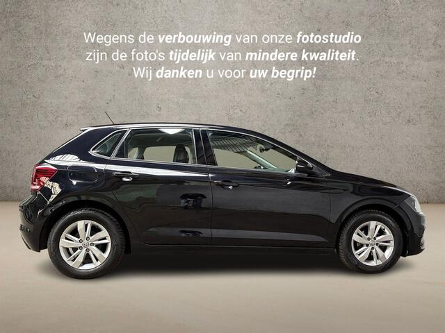 Volkswagen POLO 1.0 TSI Sportline Automaat (APPLE CARPLAY, GROOT NAVI, CLIMATE, CAMERA, STOELVERWARMING, SPORTSTOELEN, LM VELGEN, PARKEERSENSOREN, ADAPTIVE CRUISE, NIEUWSTAAT)
