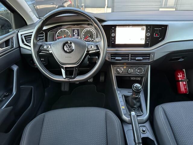 Volkswagen POLO 1.0 MPi Trendline Navigatie Apple-CarPlay