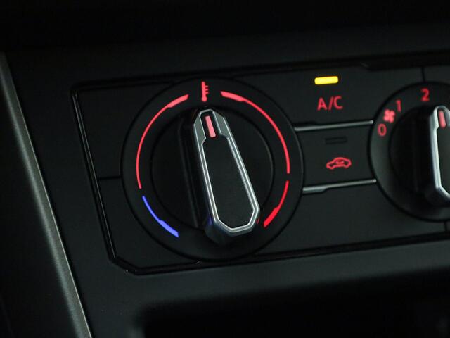 Volkswagen POLO 1.0TSI/95PK Comfortline · Apple/Android Car Play· Navigatie · Airco · Parkeersensoren