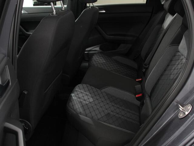 Volkswagen POLO 1.0 TSI 70kW DSG R-Line Design Pack | iQ light | Navigatie | Apple Carplay/Android Auto | Camera | Climate Control | Adaptive Cruise Control | Lichtmetalen velgen | Led | Parkeer sensoren