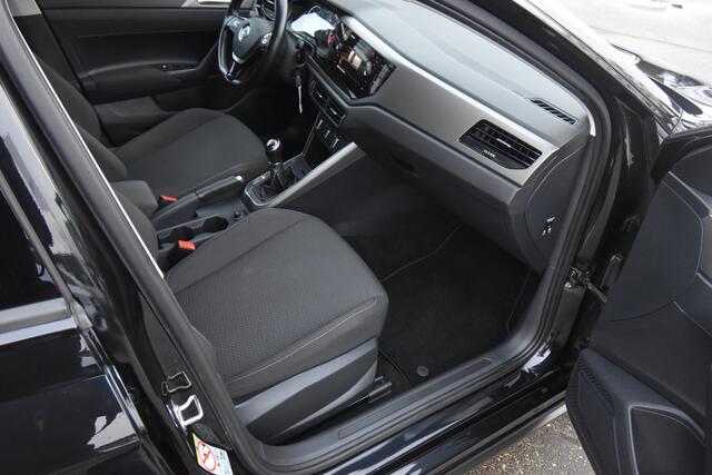Volkswagen POLO 1.0 TSI Comfortline R-Line , NAVI , LMV16 , PDC V+A , CR CONTR , AIRCO ,
