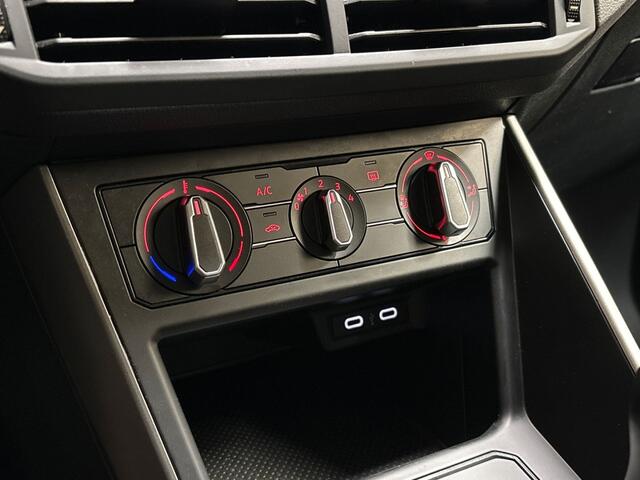 Volkswagen POLO 1.0 Sportline (APPLE CARPLAY, GROOT NAVI, CRUISE, ARMSTEUN, SPORTSTOELEN, BLUETOOTH, NIEUWE APK, NIEUWSTAAT)