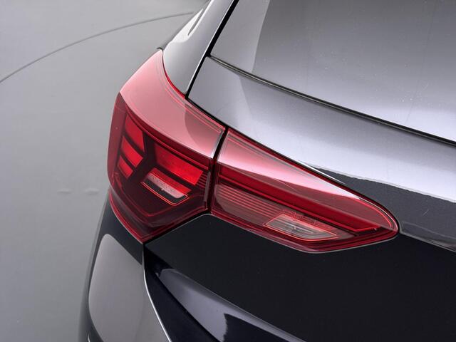 Volkswagen POLO 1.0 TSI R-Line Navigatie | ACC | LMV |