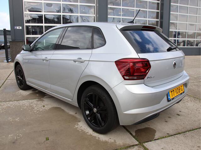 Volkswagen POLO 1.0 TSI Comfortline Business Carplay, Navi, NL-Auto, NAP, Climate, LMV