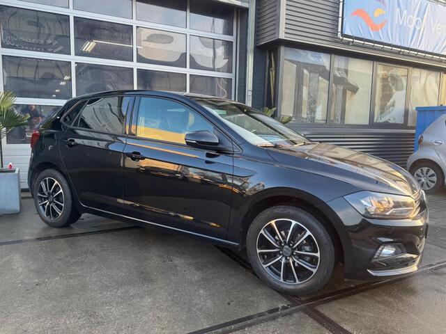 Volkswagen POLO 1.0 TSI 95PK Business DSG Clima Navi CarPlay! Inruil mogelijk!