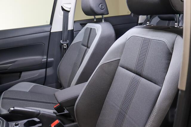 Volkswagen POLO 1.0 TSI Highline Panoramadak, LED, Stoelverwarming, PDC,