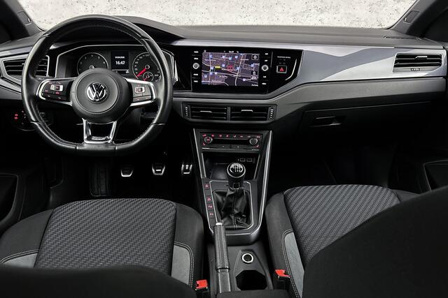 Volkswagen POLO 1.0 TSI Highline Business R | Stoelverwarming | Camera | Adaptieve cruise control