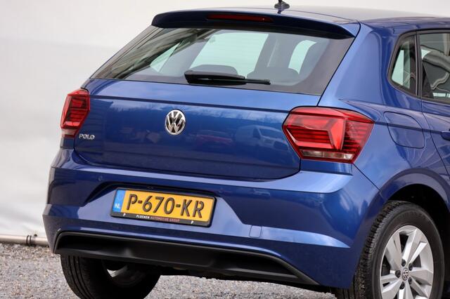 Volkswagen POLO 1.0 TSI Comfortline - 95 pk ** Carplay / PDC / Stoelverwarming