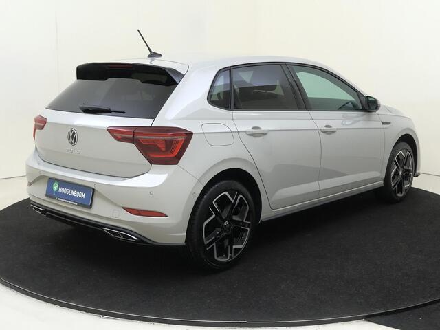 Volkswagen POLO R-Line Edition | 'App-Connect' draadloze smartphone integratie | Achterlichten LED | Afstandscontrolesysteem (Front Assist)