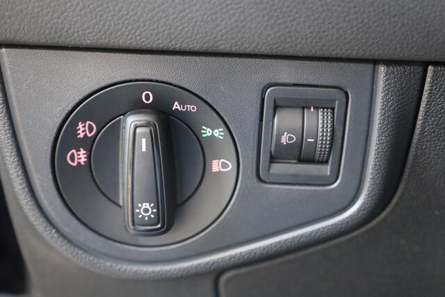 Volkswagen POLO 1.0 TSI Comfortline CARPLAY PANO 2xPDC 18"LMV CRUISE NAP