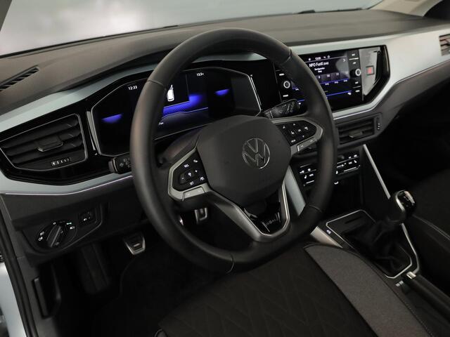 Volkswagen POLO 1.0 TSI Life Edition GOAL 95 pk | Navigatie | Parkeersensoren | Adaptieve cruise control | Autom. airco | Stoelverwarming |