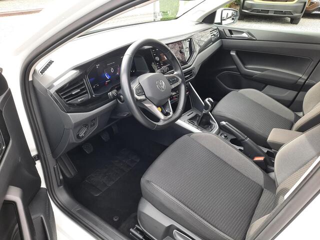 Volkswagen POLO 1.0 TSI Life (Virtual.Clima,Pdc)