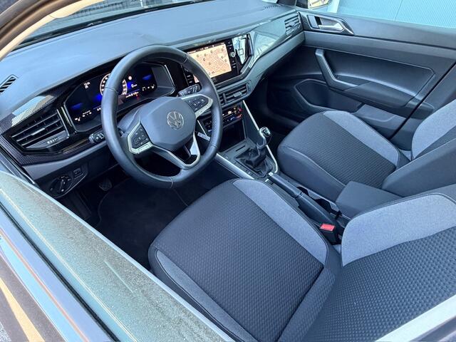 Volkswagen POLO 1.0 TSI Life | Climate | 4-Season | Stoelverwarming | Carplay | Navi | Extra getint glas | Rijklaar incl. garantie