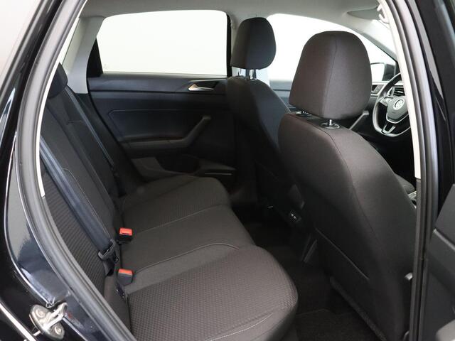 Volkswagen POLO 1.0 TSI R-Line Edition |Adaptive cruise control| Navigatie| parkeer sensoren voor en achter| Climate control|