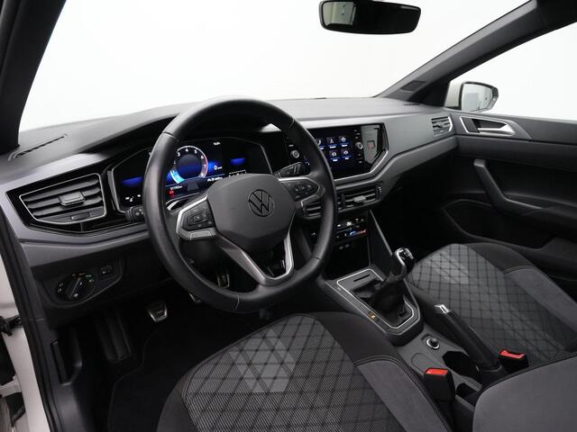 Volkswagen POLO 1.0 TSI 95 pk R-Line | Parkeersensoren voor/achter | Adaptive Cruise | Carplay