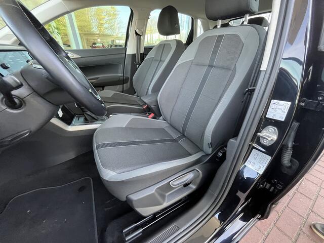Volkswagen POLO 1.0 TSI Highline Climate control / adaptive cruise / DSG / Navi / Apple carplay / Parkeersensoren