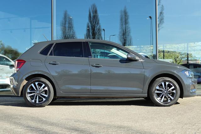 Volkswagen POLO 1.0 TSI Highline Business | CARPLAY | AFN. TREKHAAK | NAVI | STOELVERW.
