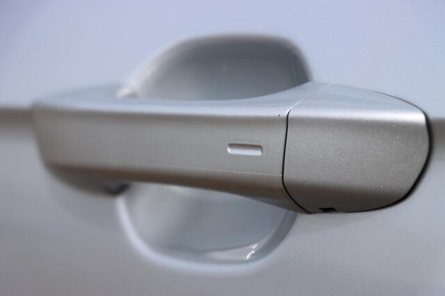 Volkswagen POLO 1.0 TSI Life Edition | 95pk | Keyless | Camera | Adaptive