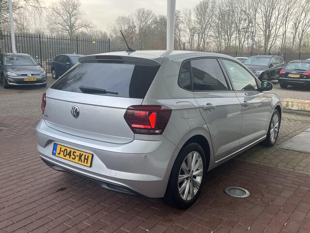Volkswagen POLO 1.0 TSI Highline / Virtual cockpit / climate control / Getint glas / Navigatie / 16 Inch