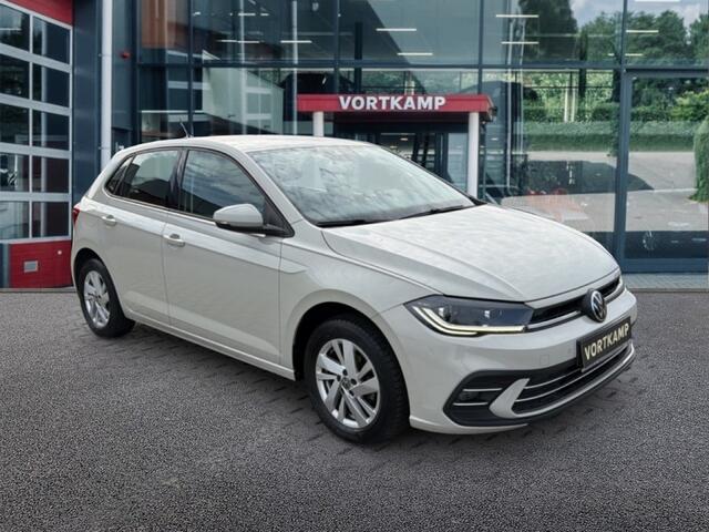 Volkswagen POLO 1.0 TSI DSG STYLE DIG-DASH/IQ-LIGHTS/PDC/STOELVERW/NAVI/CARPLAY