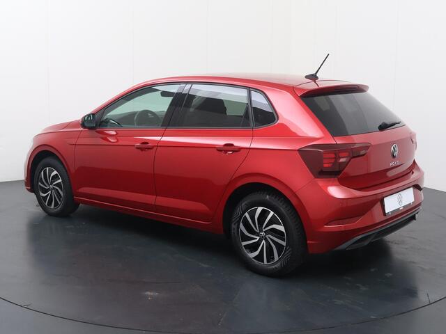 Volkswagen POLO 1.0 TSI Life | 95 PK | Adaptive cruise control | Parkeersensoren | Apple Carplay/Android Auto |