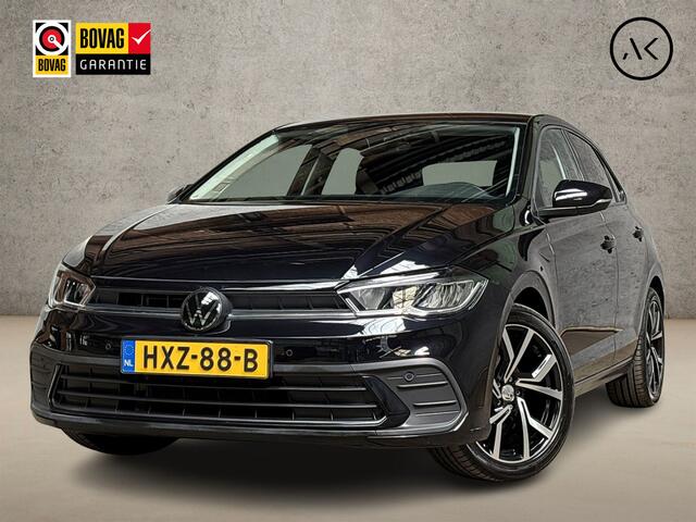 Volkswagen POLO 1.0 TSI Sportline Automaat (VIRTUAL COCKPIT, APPLE CARPLAY, KEYLESS, GROOT NAVI, CLIMATE, SPORTSTOELEN, LM VELGEN, CAMERA, GETINT GLAS, NIEUWSTAAT)