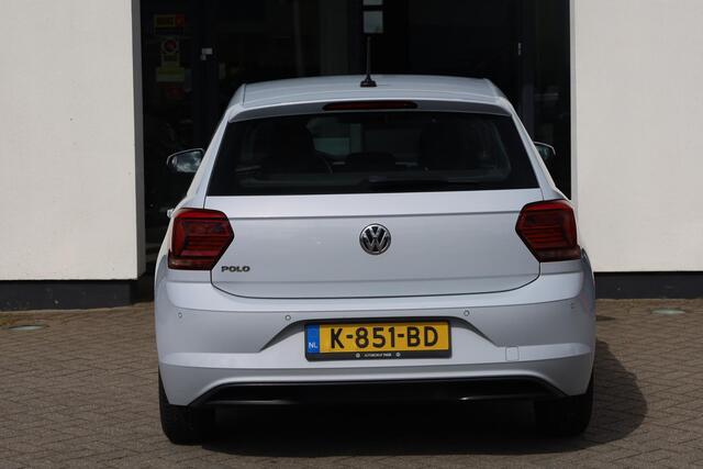 Volkswagen POLO 1.0 TSI Highline Business R Achteruitrijcamera (rear view), parkeersensoren voor en achter (pdc), active info display, DAB+, Apple Carplay & Android Auto, multifunctioneel lederen stuurwiel, executive pakket, navigatie, elektrisch verstel-, verwarm- en i