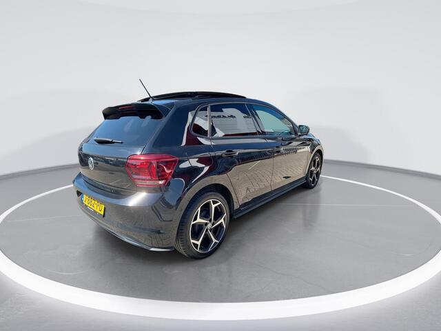 Volkswagen POLO 1.0 TSI 95pk Highline Business R · Panoramadak · Camera · Keyless · Stoelverwarming · Parkeerassistent · 17"Velgen · Draadloze Telefoonlader ·