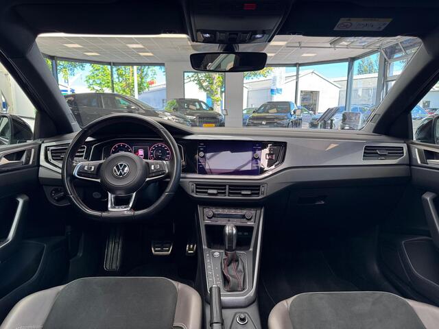 Volkswagen POLO 2.0 TSI GTI / Pano / Keyless / Camera