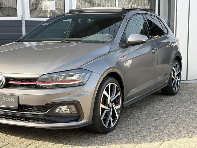 Volkswagen POLO 2.0 TSI GTI | CarPlay | Stoel verwarming | Camera | Pano | LED |