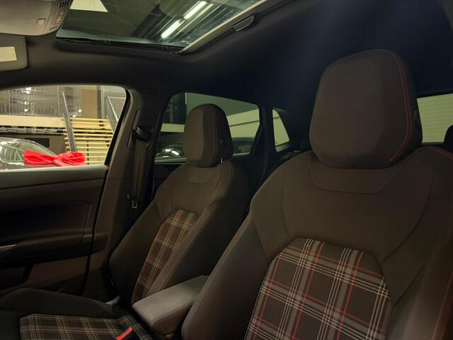 Volkswagen POLO 2.0 TSI GTI Pano|Keyless|Camera|Beats|ACC|Dodehoek