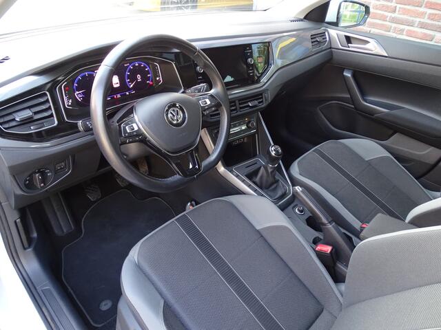 Volkswagen POLO 1.0 TSI Highline