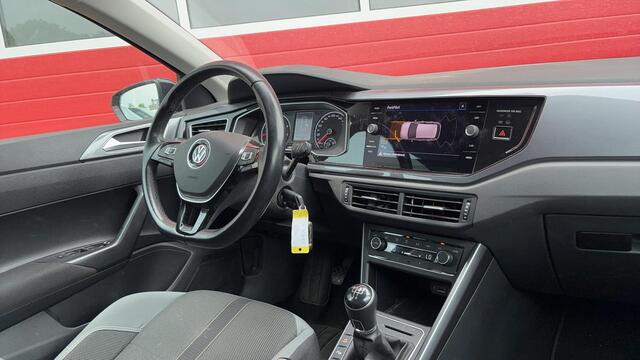 Volkswagen POLO 1.0 TSI Highline Business R R-LINE / 1STE EIG / TREKHAAK / CARPLAY / NAVI / CLIMA / PDC / ACC / DAB+ / NL-AUTO