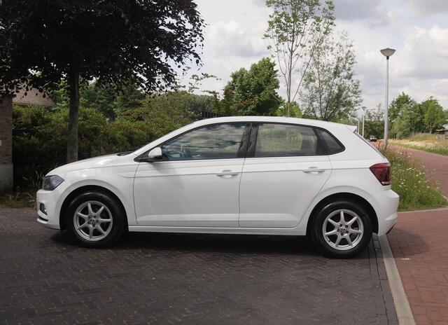 Volkswagen POLO 1.0 MPI Comfortline | Apple Carplay | Navi | Cruise Control | NL-Auto |