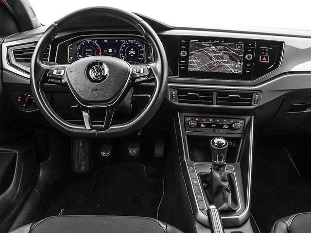 Volkswagen POLO 1.0 TSI 95pk Highline · R-line exterieur · Apple/Android Car Play · 17"Velgen · ACC · Active Info Display · Spraakbediening · Alarmklasse 3 · LED Koplampen ·